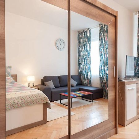 Barto Appartement Praag Buitenkant foto