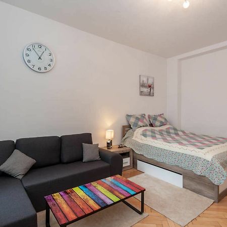 Barto Appartement Praag Buitenkant foto